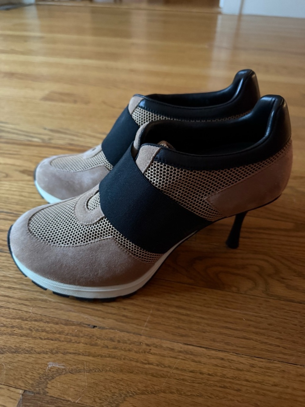 Sneex Icon High Heel-Camel/Black - Picture 9 of 11